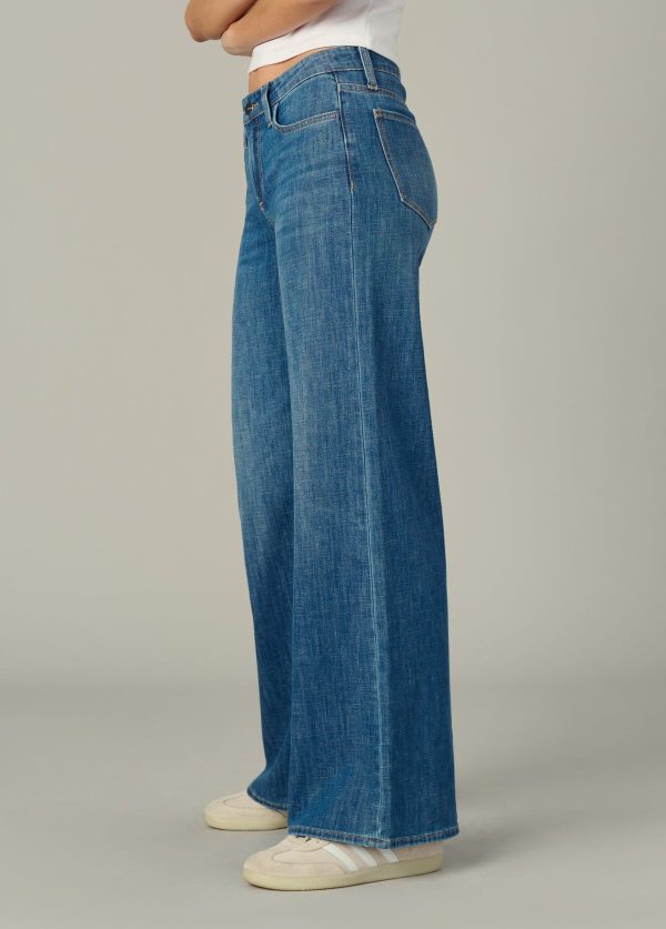 THE LOU LOU - Image 3