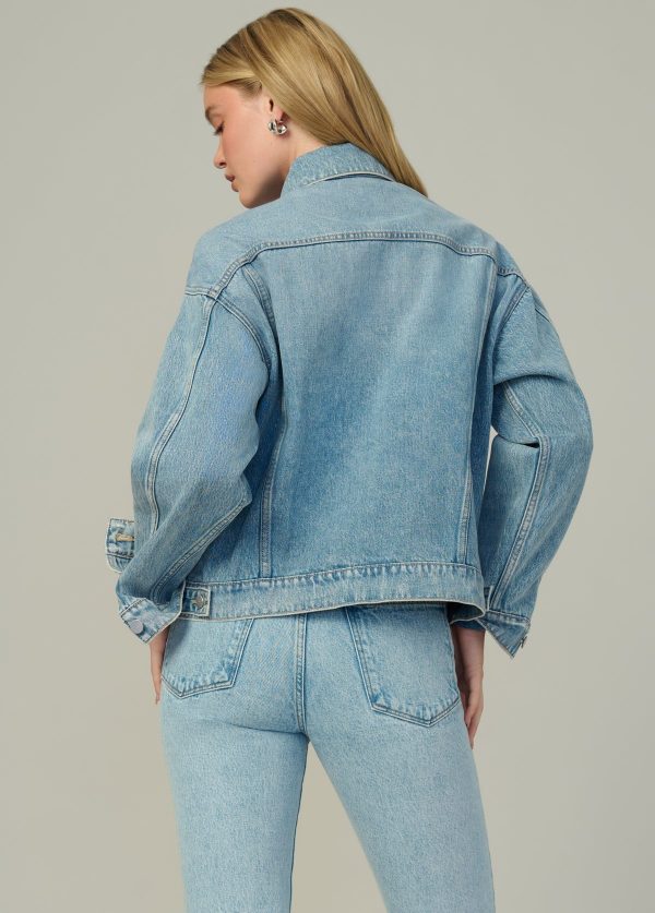 THE OVERSIZED DENIM JACKET - Image 3