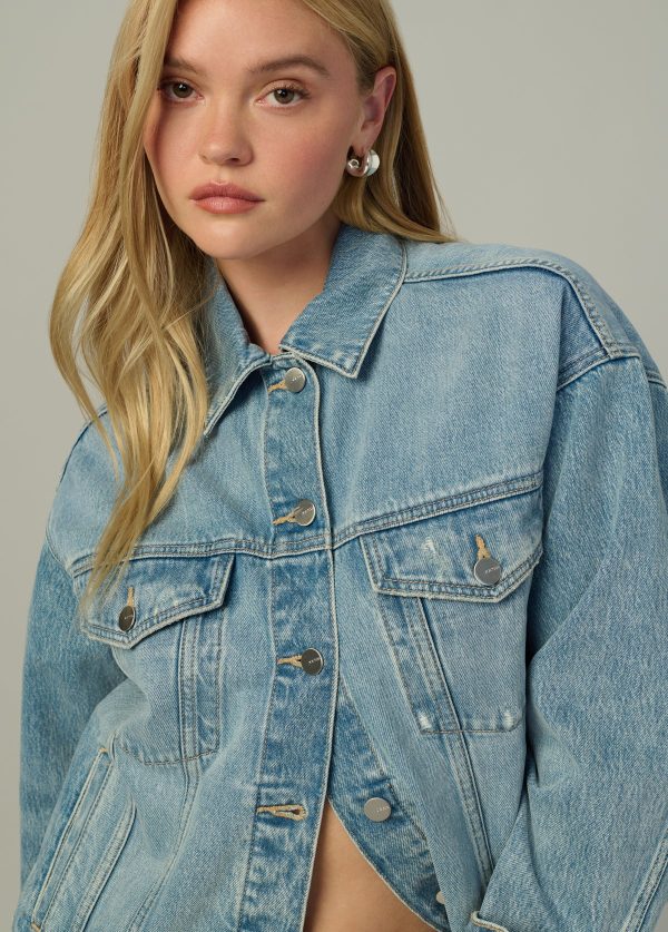 THE OVERSIZED DENIM JACKET - Image 4