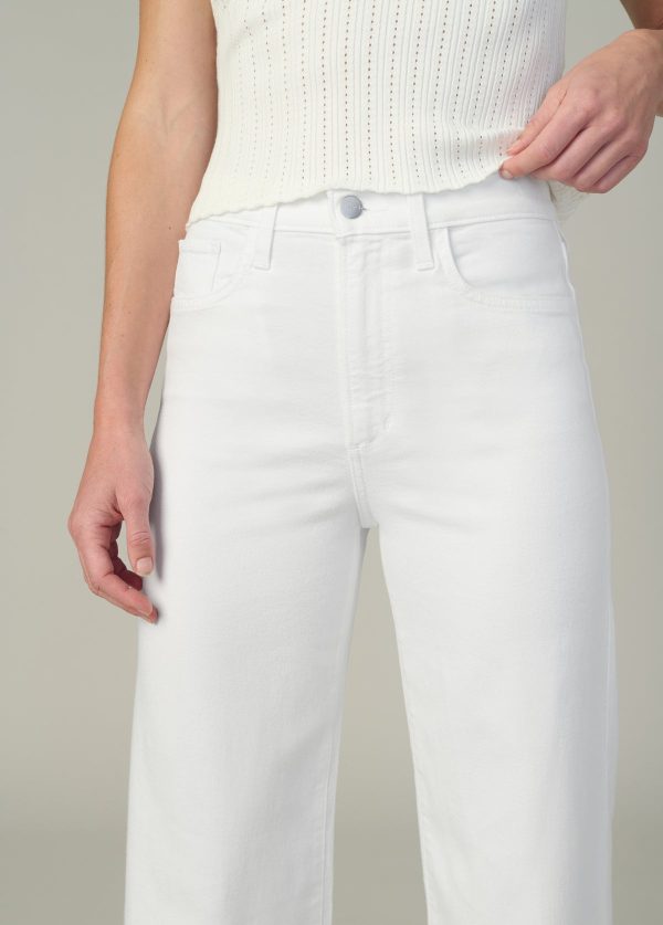 THE MIA PETITE - Image 5