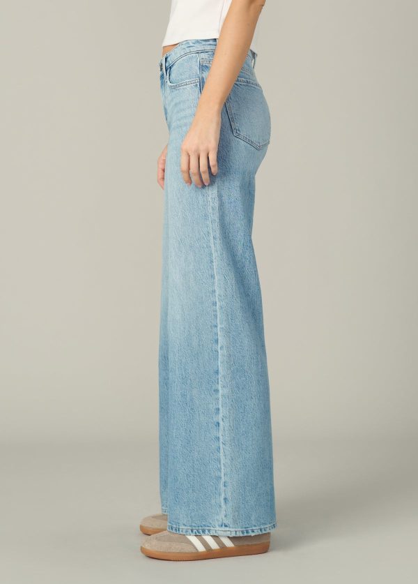 THE LOU LOU - Image 3
