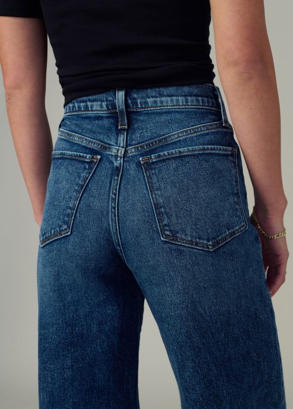 THE MIA PETITE - Image 6