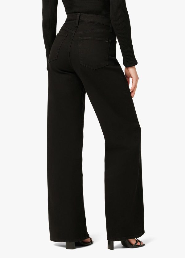 THE MIA PETITE - Image 3